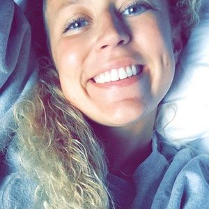 Meet your Posher, Briana